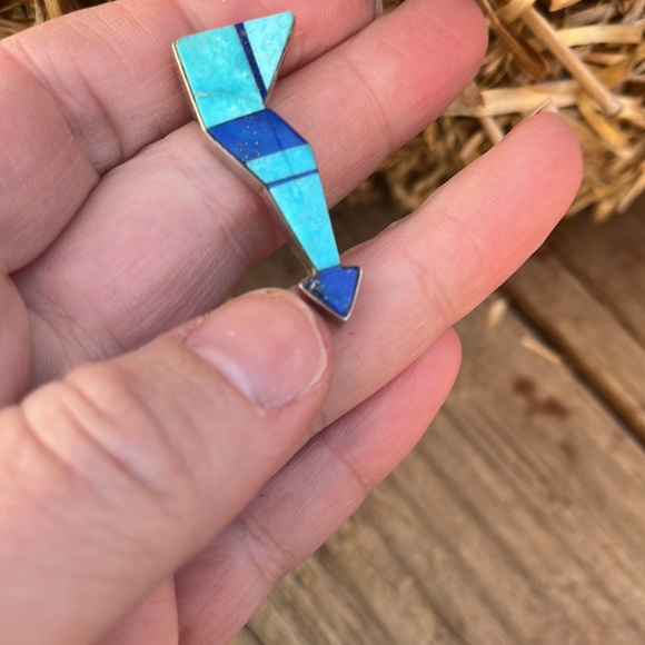 Vintage Turquoise and Lapis inlaid Navajo Broken Arrow Earrings - Picture 11 of 16